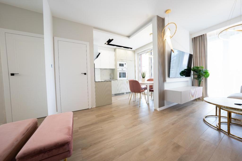 Rodzinne Apartamenty Bardzo Blisko Plazy Rewal Dış mekan fotoğraf