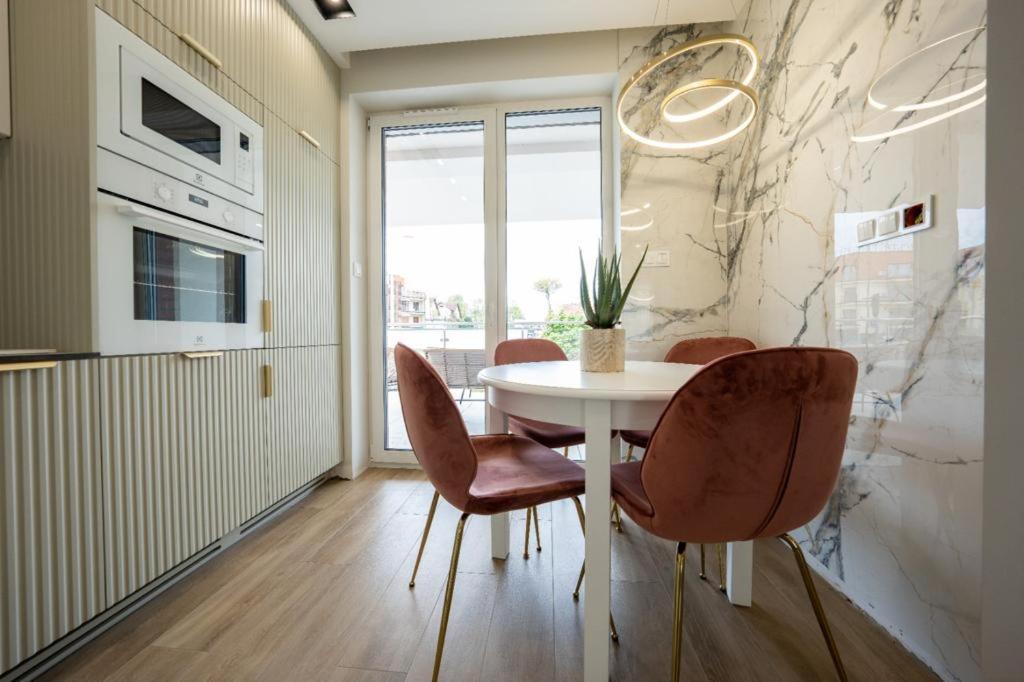 Rodzinne Apartamenty Bardzo Blisko Plazy Rewal Dış mekan fotoğraf